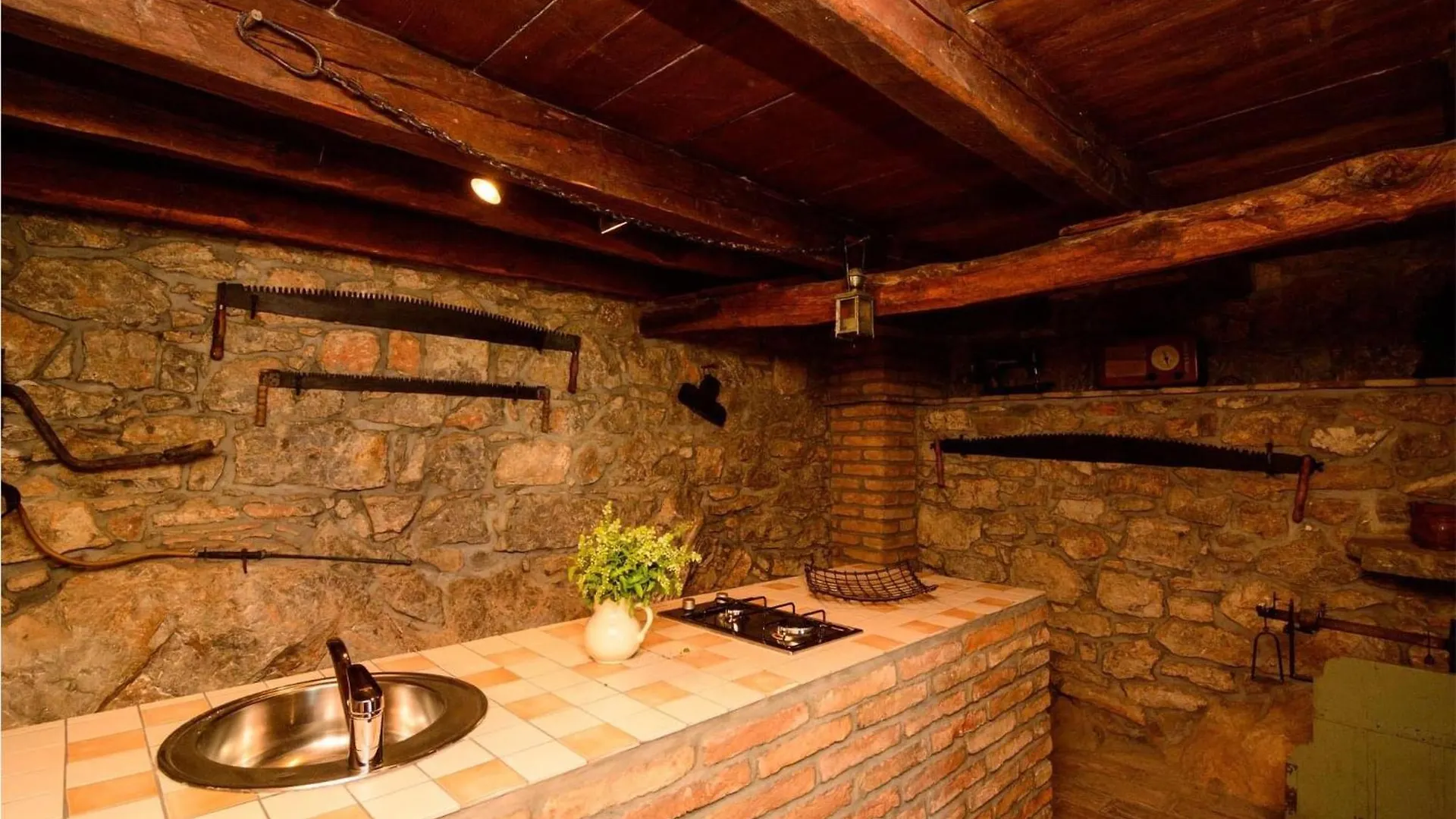 Gorgeous Home In Icici With Jacuzzi Croatia