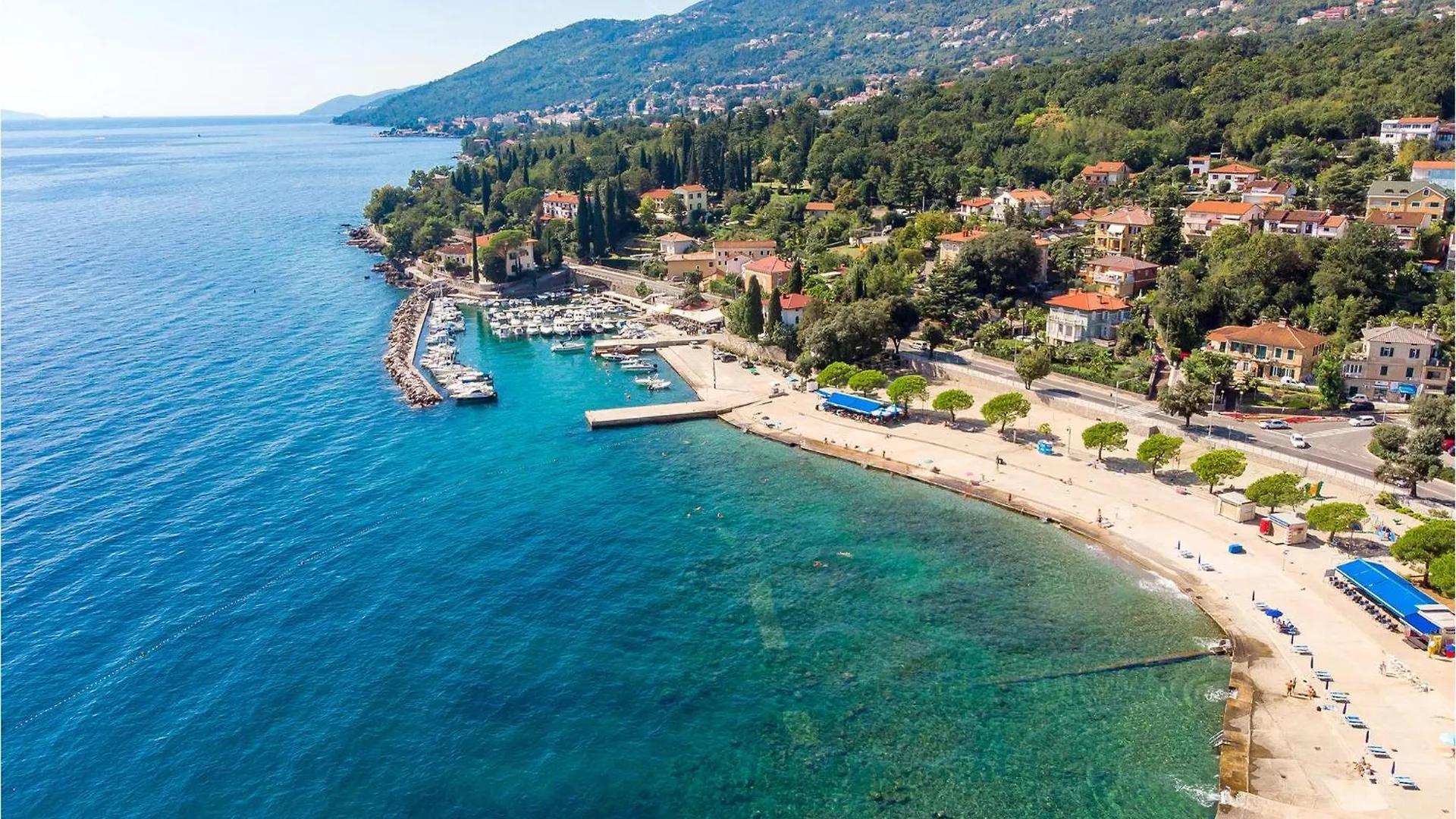 Gorgeous Home In Icici With Jacuzzi 0*,  Croatia