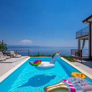 Ferienhaus Holiday Kvarner, Ičići