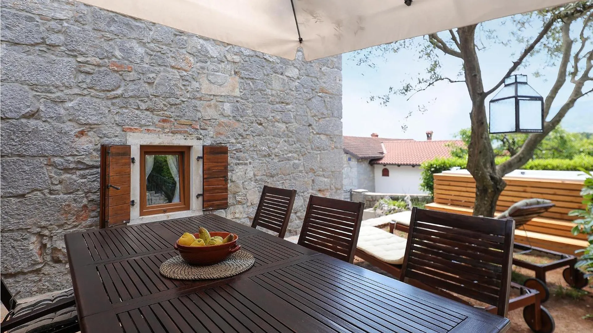Holiday home Gorgeous Home In Icici With Jacuzzi Croatia